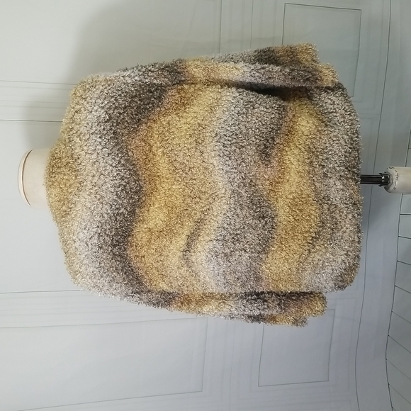 Exclusively Misook SZ XL Jacket Tan Grey Soft Fuzzy Lightweight 3/4 Sleeve FLAW - Picture 6 of 9